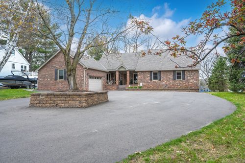 107 Park Dr, Balsam Lake, WI, 54810-9030 | Card Image