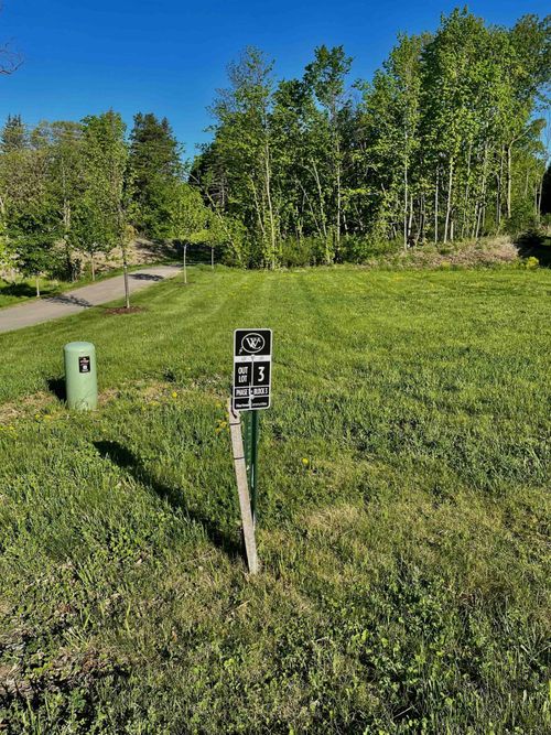 1887 Campfire Dr W, Waconia, MN, 55387-4409 | Card Image