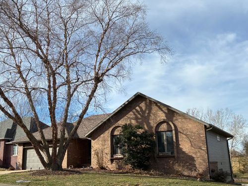 5615 S Newton Ave, Springfield, MO, 65810-2323 | Card Image