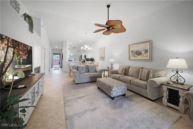 APT-2528 - 2760 Cypress Trace Cir, Condo with 2 bedrooms, 2 bathrooms and null parking in NAPLES FL | Image 12