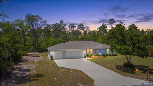 5932 N Flagstaff Ave, Beverly Hills, FL, 34465-2125 | Card Image