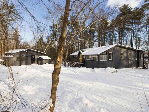 18 Country Club Ln, Woodstock, NY, 12498-1839 | Card Image