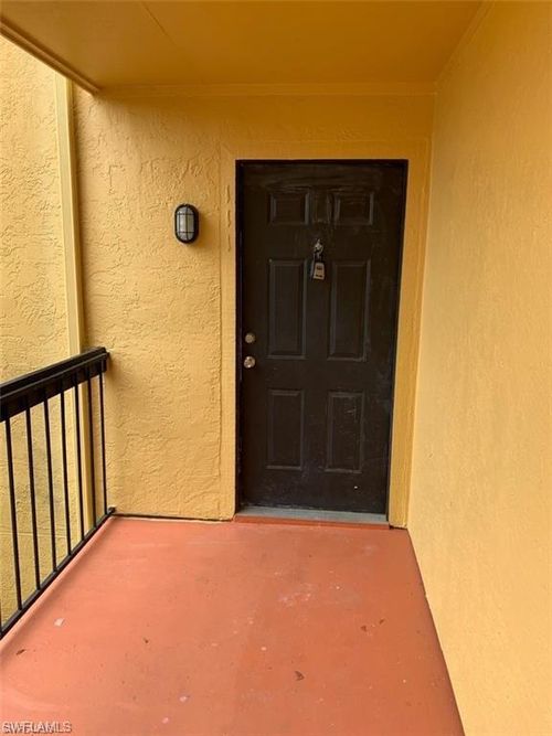 apt-111-2855 Winkler Ave, FORT MYERS, FL, 33916-9376 | Card Image