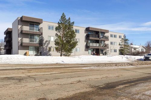 303-9260 108 Ave, Grande Prairie, AB, T8V3L3 | Card Image