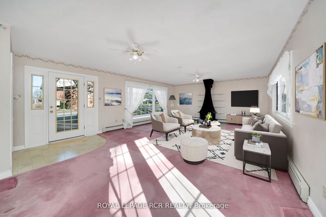 33 Pine Ave, House other with 3 bedrooms, 2 bathrooms and 5 parking in Palgrave ON | Image 4