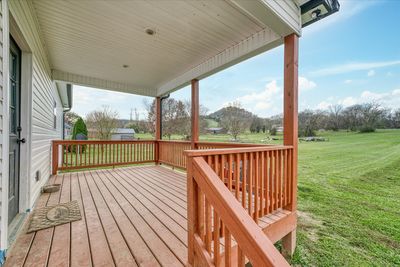 710 Sullivan Bend Road, House other with 3 bedrooms, 2 bathrooms and 2 parking in Elmwood TN | Image 2