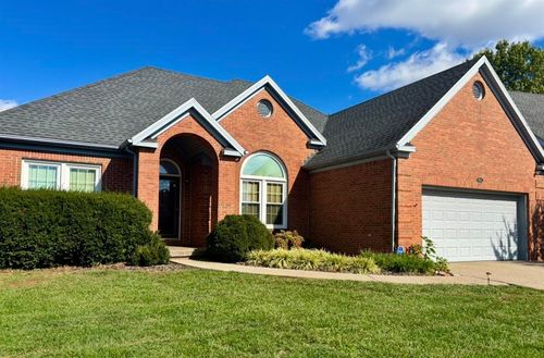 1040 Saint Andrews Cir, Bowling Green, KY, 42103-2461 | Card Image