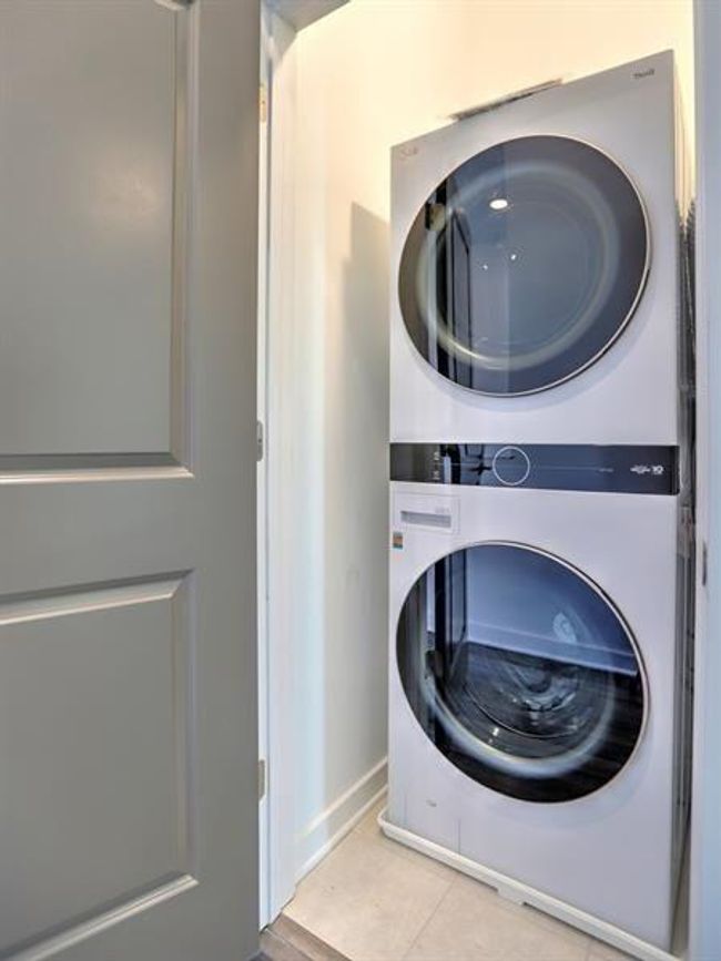 155 Devore Rd, Condo with 2 bedrooms, 1 bathrooms and 1 parking in Alpharetta GA | Image 36