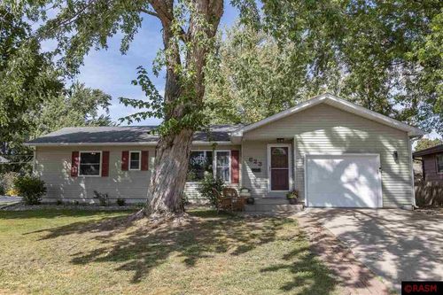 623 Washington Ave, Fairmont, MN, 56031-4357 | Card Image