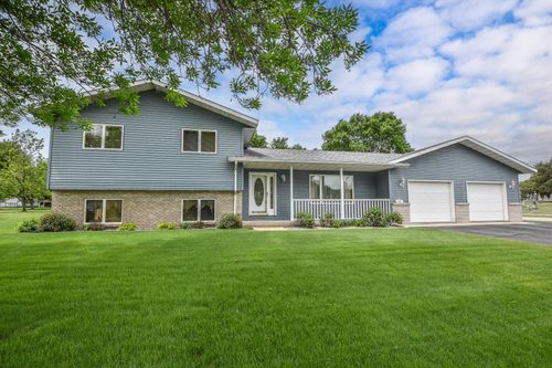 2407 Tranquility Dr, Saint Cloud, MN, 56301-9168 | Card Image
