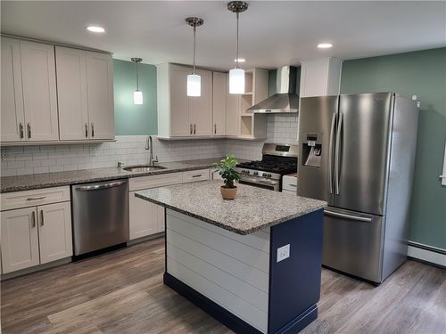 57 Merino St, Johnston, RI, 02919-5325 | Card Image