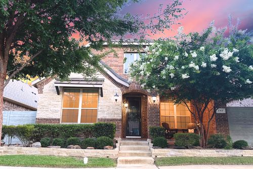 717 10th St, Argyle, TX, 76226-2168 | Card Image