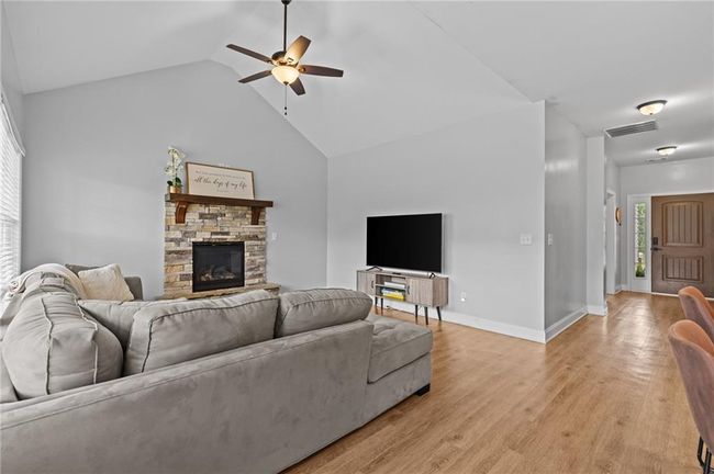 419 Highland Pointe Dr, House other with 3 bedrooms, 2 bathrooms and null parking in Alto GA | Image 8