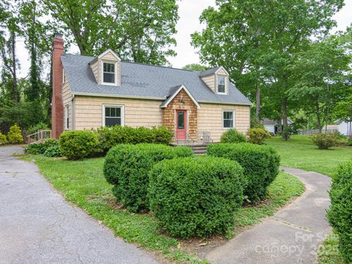 114 Eastwood Ave, Swannanoa, NC, 28778-2608 | Card Image