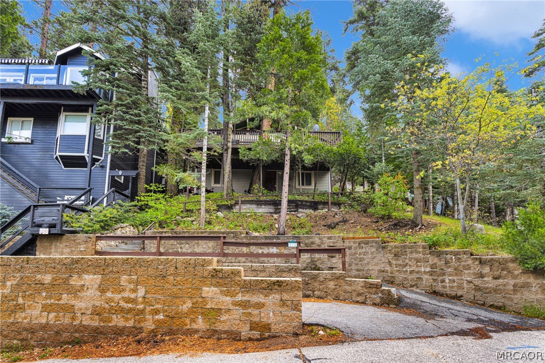 Residential in Lake Arrowhead 2