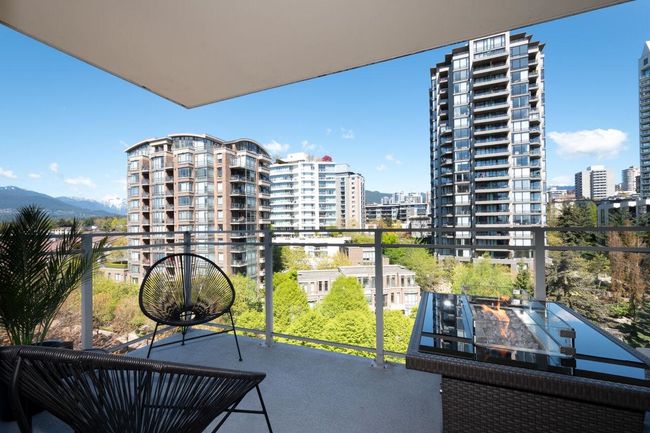806 - 155 W 1 St Street, Condo with 2 bedrooms, 2 bathrooms and 1 parking in North Vancouver BC | Image 4