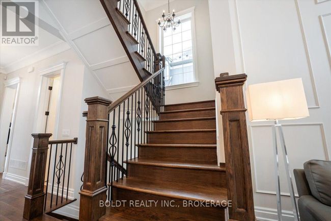 1107 Balfour St, House other with 6 bedrooms, 4 bathrooms and 6 parking in Fenwick ON | Image 7