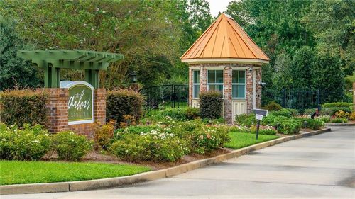 38 Arbor Ln, New Orleans, LA, 70131-2552 | Card Image