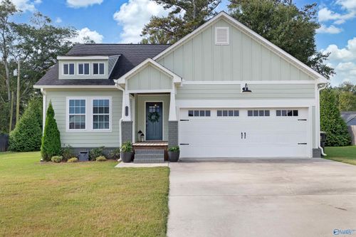 1850 Fox Meadow Trl, Cullman, AL, 35055-9493 | Card Image