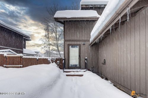 6817 Cape Lisburne Loop, Anchorage, AK, 99504-3959 | Card Image