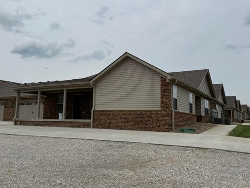 184 Garden Gate Dr, Berea, KY, 40403-8086 | Card Image