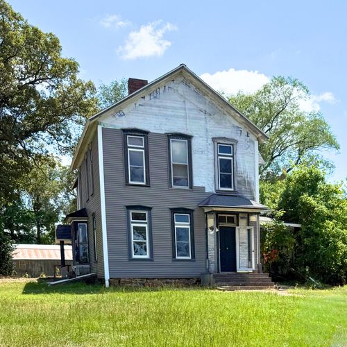 208 S Church St, Everton, MO, 65646-9217 | Card Image