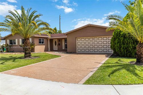 na-10260 Sw 108th St, Miami, FL, 33176-3531 | Card Image
