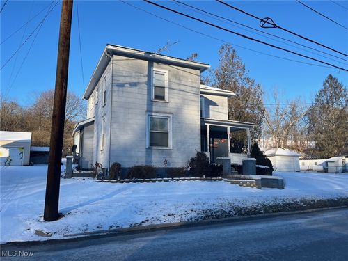 329 S Market Street, Amsterdam, OH, 43903 | Card Image