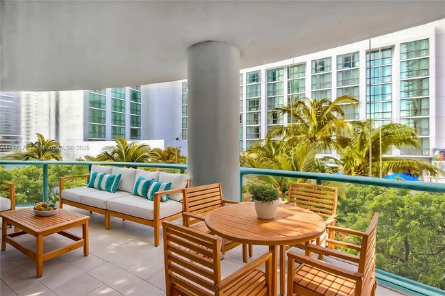 APT-1007 - 333 Las Olas Way, Condo with 2 bedrooms, 3 bathrooms and null parking in Fort Lauderdale FL | Image 25