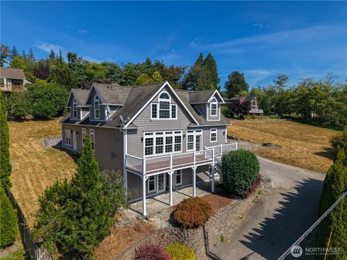 18175 State Route 9, Mount Vernon, WA, 98274-8157 | Card Image