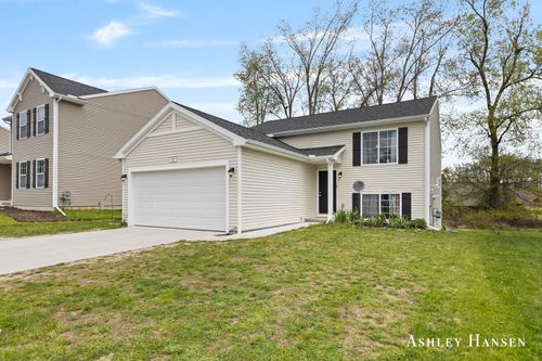 812 Strauss Ct, Greenville, MI, 48838-3576 | Card Image