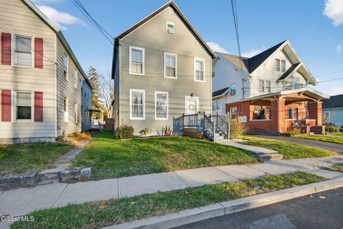 54 Vley Rd, Scotia, NY, 12302-2134 | Card Image