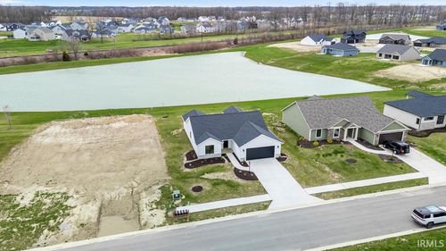 1092 Zenos Blvd, Fort Wayne, IN, 46818-0182 | Card Image
