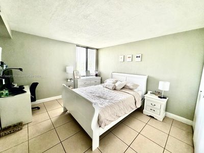 A203 - 10400 Sw 108th Ave, Condo with 2 bedrooms, 1 bathrooms and null parking in Miami FL | Image 3