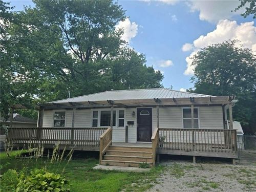 701 W Ohio St, Clinton, MO, 64735-1903 | Card Image