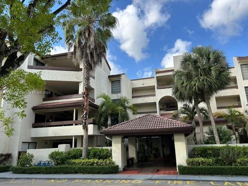 d105-9040 Sw 125th Ave, Miami, FL, 33186-7103 | Card Image
