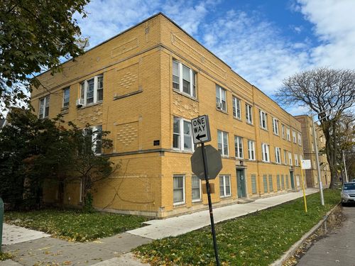 1-4652 W Palmer St, Chicago, IL, 60639-5258 | Card Image