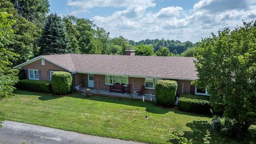 212 W Main St, Independence, VA, 24348-4003 | Card Image