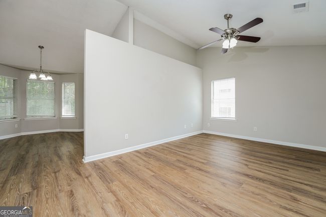 3913 Landgraf Cv, House other with 3 bedrooms, 3 bathrooms and null parking in Decatur GA | Image 5
