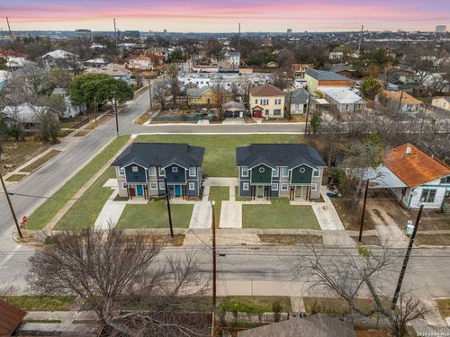 903/907 Dawson, San Antonio, TX, 78202 | Card Image
