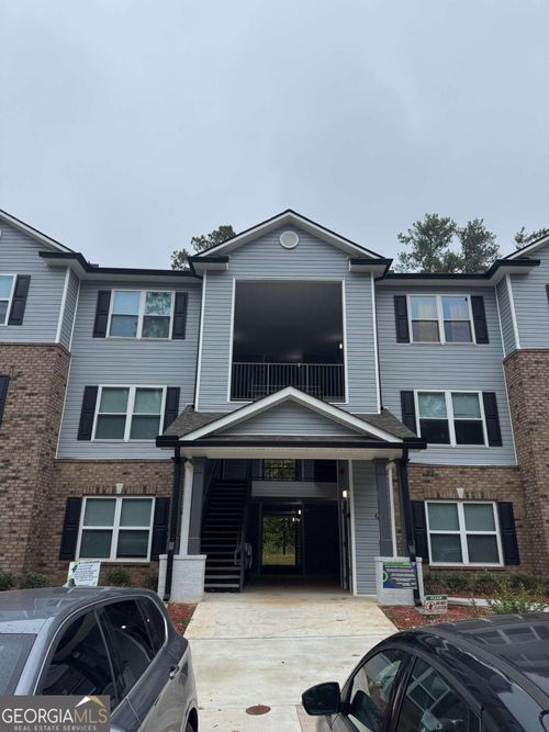 3204 Fairington Village Dr, Lithonia, GA, 30038-1365 | Card Image