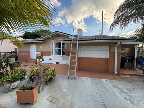 790 Nw 76th St, Miami, FL, 33150-3243 | Card Image
