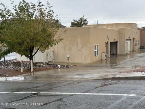 101-3900 N Butler Ave, Farmington, NM, 87401-0820 | Card Image