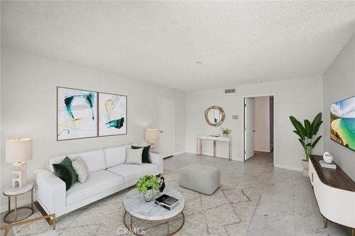 23252 Orange, Lake Forest, CA, 92630 | Card Image