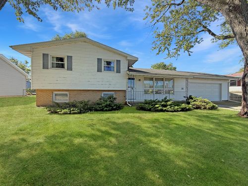 1612 Carolina Dr, Rantoul, IL, 61866-2714 | Card Image