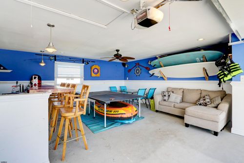 2604 Bayshore Ave, Brigantine, NJ, 08203-1818 | Card Image