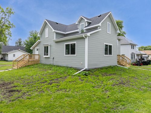 200 Central Ave S, Eagle Bend, MN, 56446-9702 | Card Image