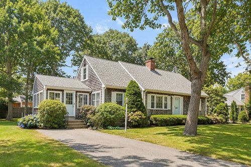 7 Cooper Rd, Falmouth, MA, 02536 | Card Image