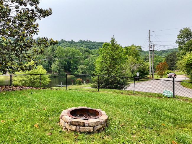 497 Hidden Lake Rd, Home with 2 bedrooms, 2 bathrooms and 2 parking in Blairsville GA | Image 42