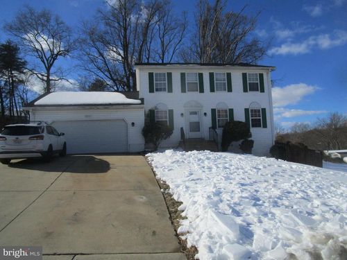 8711 Temple Hill Rd, CLINTON, MD, 20735-2499 | Card Image